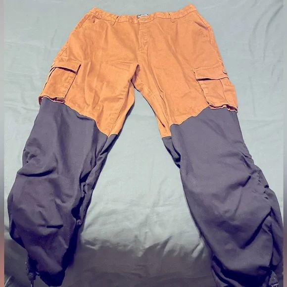 FashionNova Cargo Joggers - Picture 3 of 9